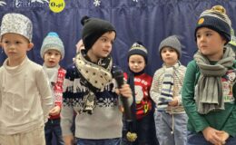 „Hu, hu, ha” – zimowe przedstawienie w Przedszkolu nr 3