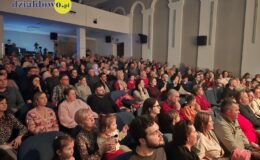 Kapela Malinorze, Św. Mikołaj i artyści ze Szkoły Muzyki i Tańca Art Music w świątecznej odsłonie