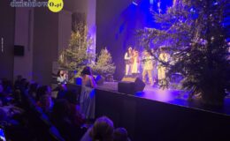 Kapela Malinorze, Św. Mikołaj i artyści ze Szkoły Muzyki i Tańca Art Music w świątecznej odsłonie