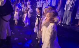 Kapela Malinorze, Św. Mikołaj i artyści ze Szkoły Muzyki i Tańca Art Music w świątecznej odsłonie