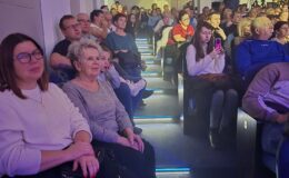 Kapela Malinorze, Św. Mikołaj i artyści ze Szkoły Muzyki i Tańca Art Music w świątecznej odsłonie