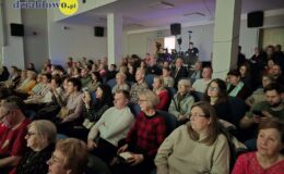 Kapela Malinorze, Św. Mikołaj i artyści ze Szkoły Muzyki i Tańca Art Music w świątecznej odsłonie