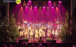 Kapela Malinorze, Św. Mikołaj i artyści ze Szkoły Muzyki i Tańca Art Music w świątecznej odsłonie