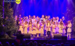 Kapela Malinorze, Św. Mikołaj i artyści ze Szkoły Muzyki i Tańca Art Music w świątecznej odsłonie