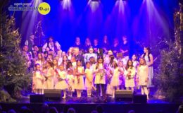 Kapela Malinorze, Św. Mikołaj i artyści ze Szkoły Muzyki i Tańca Art Music w świątecznej odsłonie