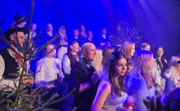 Kapela Malinorze, Św. Mikołaj i artyści ze Szkoły Muzyki i Tańca Art Music w świątecznej odsłonie