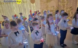 Przedświąteczna magia w Przedszkolu nr 4 w Działdowie! „Dziadek do orzechów”