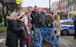 „Sztafeta z Mikołajem” rozświetliła ulice Działdowa