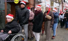 „Sztafeta z Mikołajem” rozświetliła ulice Działdowa