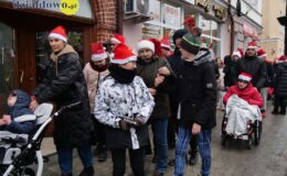 „Sztafeta z Mikołajem” rozświetliła ulice Działdowa