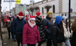 „Sztafeta z Mikołajem” rozświetliła ulice Działdowa