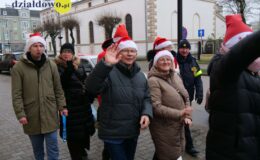 „Sztafeta z Mikołajem” rozświetliła ulice Działdowa