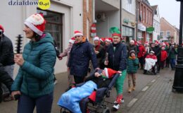 „Sztafeta z Mikołajem” rozświetliła ulice Działdowa