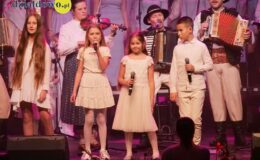 Kapela Malinorze, Św. Mikołaj i artyści ze Szkoły Muzyki i Tańca Art Music w świątecznej odsłonie