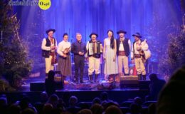 Kapela Malinorze, Św. Mikołaj i artyści ze Szkoły Muzyki i Tańca Art Music w świątecznej odsłonie