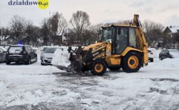 Akcja wywożenia śniegu z miasta 
