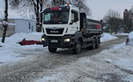 Akcja wywożenia śniegu z miasta 