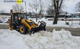 Akcja wywożenia śniegu z miasta 