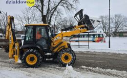 Akcja wywożenia śniegu z miasta 