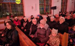 Chór „Our Voice” i „Chamber Orchestra” śpiewająco powitali Nowy Rok