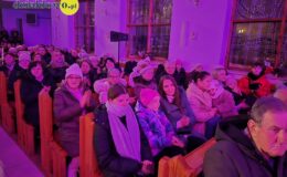 Chór „Our Voice” i „Chamber Orchestra” śpiewająco powitali Nowy Rok