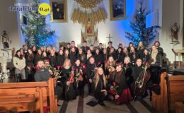 Chór „Our Voice” i „Chamber Orchestra” śpiewająco powitali Nowy Rok