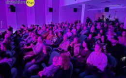 „Tajemniczy ogród”. Widowisko w wykonaniu grup artystycznych MDK (zdjęcia z przedstawienia i próby)