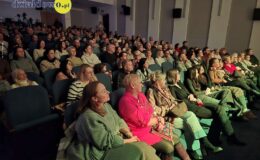 „Tajemniczy ogród”. Widowisko w wykonaniu grup artystycznych MDK (zdjęcia z przedstawienia i próby)