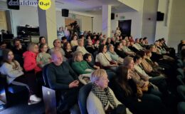„Tajemniczy ogród”. Widowisko w wykonaniu grup artystycznych MDK (zdjęcia z przedstawienia i próby)