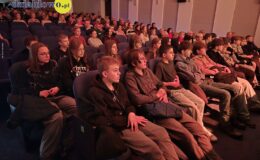 „Maleńka miłość” – przedstawienie w wykonaniu Zespołu teatralno-muzyczny Warsztatów Terapii Zajęciowej 