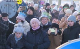 Orszak Trzech Króli przeszedł ulicami Działdowa. „Nadzieją się cieszą”