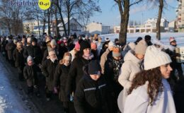 Orszak Trzech Króli przeszedł ulicami Działdowa. „Nadzieją się cieszą”