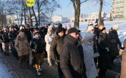 Orszak Trzech Króli przeszedł ulicami Działdowa. „Nadzieją się cieszą”