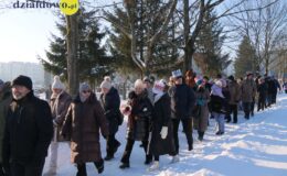 Orszak Trzech Króli przeszedł ulicami Działdowa. „Nadzieją się cieszą”