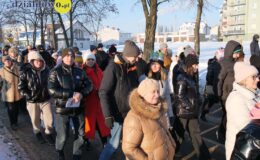 Orszak Trzech Króli przeszedł ulicami Działdowa. „Nadzieją się cieszą”