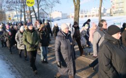 Orszak Trzech Króli przeszedł ulicami Działdowa. „Nadzieją się cieszą”