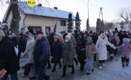Orszak Trzech Króli przeszedł ulicami Działdowa. „Nadzieją się cieszą”