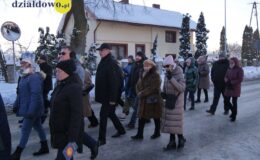 Orszak Trzech Króli przeszedł ulicami Działdowa. „Nadzieją się cieszą”