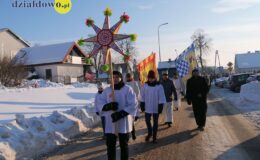 Orszak Trzech Króli przeszedł ulicami Działdowa. „Nadzieją się cieszą”