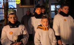Orszak Trzech Króli przeszedł ulicami Działdowa. „Nadzieją się cieszą”