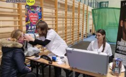 Finał Wielkiej Orkiestry Świątecznej Pomocy w Działdowie. Historyczna licytacja – pierwsza kąpiel w nowym basenie za 17 tys. zł