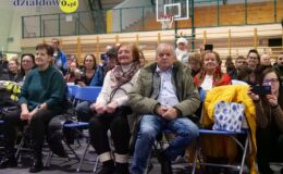 Finał Wielkiej Orkiestry Świątecznej Pomocy w Działdowie. Historyczna licytacja – pierwsza kąpiel w nowym basenie za 17 tys. zł