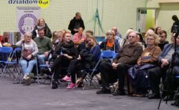 Finał Wielkiej Orkiestry Świątecznej Pomocy w Działdowie. Historyczna licytacja – pierwsza kąpiel w nowym basenie za 17 tys. zł