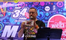 Finał Wielkiej Orkiestry Świątecznej Pomocy w Działdowie. Historyczna licytacja – pierwsza kąpiel w nowym basenie za 17 tys. zł