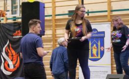 Finał Wielkiej Orkiestry Świątecznej Pomocy w Działdowie. Historyczna licytacja – pierwsza kąpiel w nowym basenie za 17 tys. zł