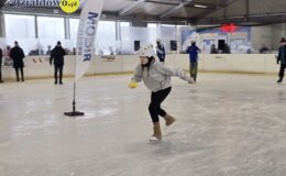 Drużyna ze Szkoły Podstawowej nr 2 najlepsza na łyżwach