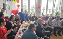 „Krasnoludki” z występem z okazji Dnia Babci i Dziadka