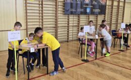 „Biegane dyktando” wygrali gospodarze 