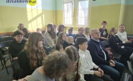 Leon Osiecki, Tymoteusz Lech i Maria Spychalska wystąpią w konkursie recytatorskim w Olsztynie