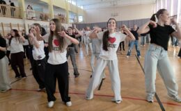 Roztańczone przerwy w Szkole Podstawowej nr 4 